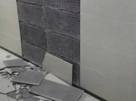 新罗瓷砖空鼓维修公司分享下新罗墙砖松动维修的知识